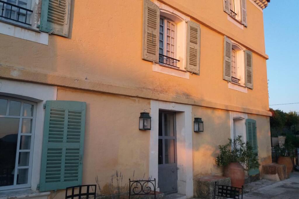 Bastide Au Milieu Des Vignes Et Des Oliviers Aups Villa Exterior photo
